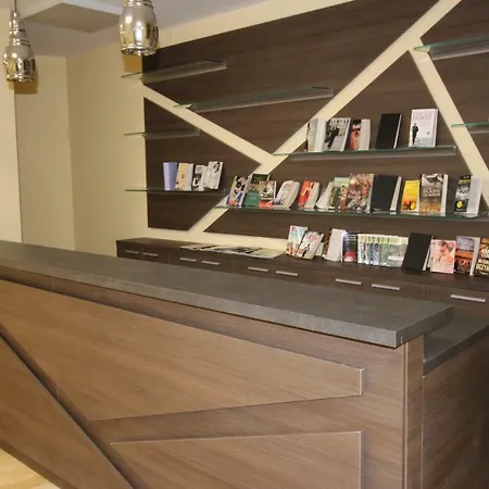 아파트 Paradiso 308-309 Private 네세부르